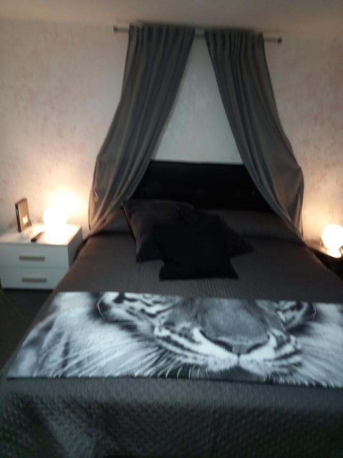 Appartement Bella Mbriana à Naples Extérieur photo